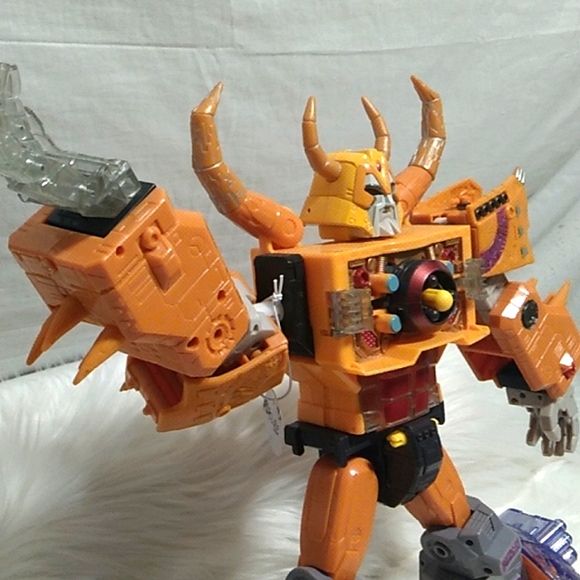 Hasbro Transformer 2003 Armada Unicron Supreme Vintage Large Action Figure - Picture 3 of 13